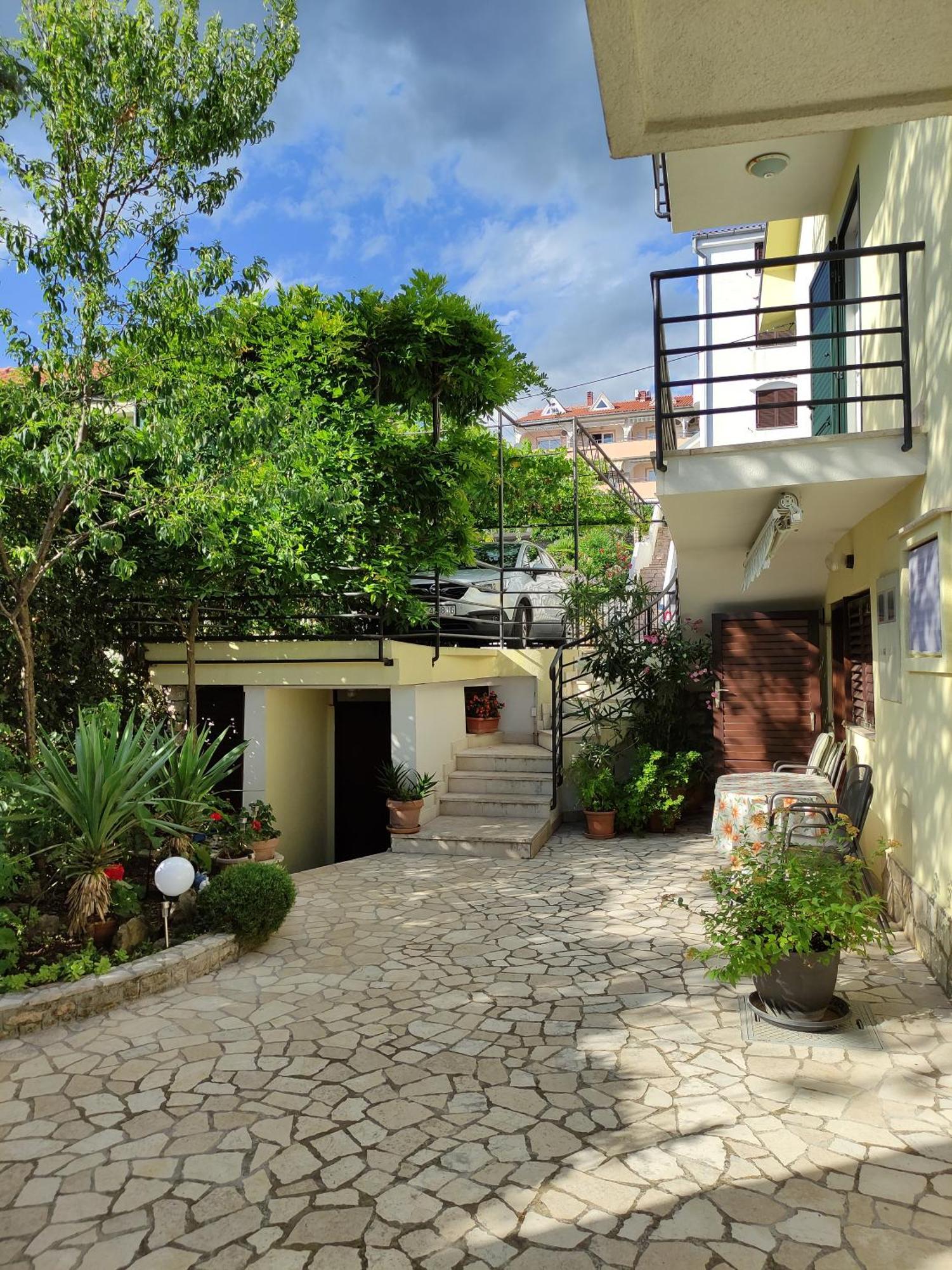 Studio Apartment Dramalj Exterior photo