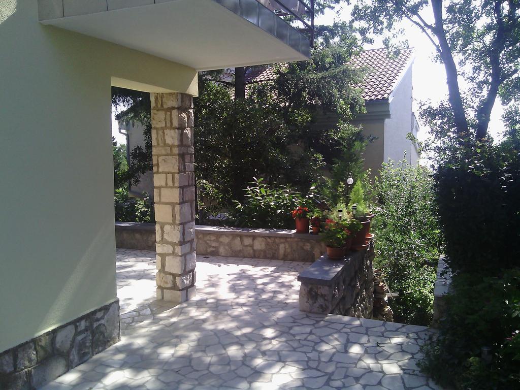 Studio Apartment Dramalj Exterior photo